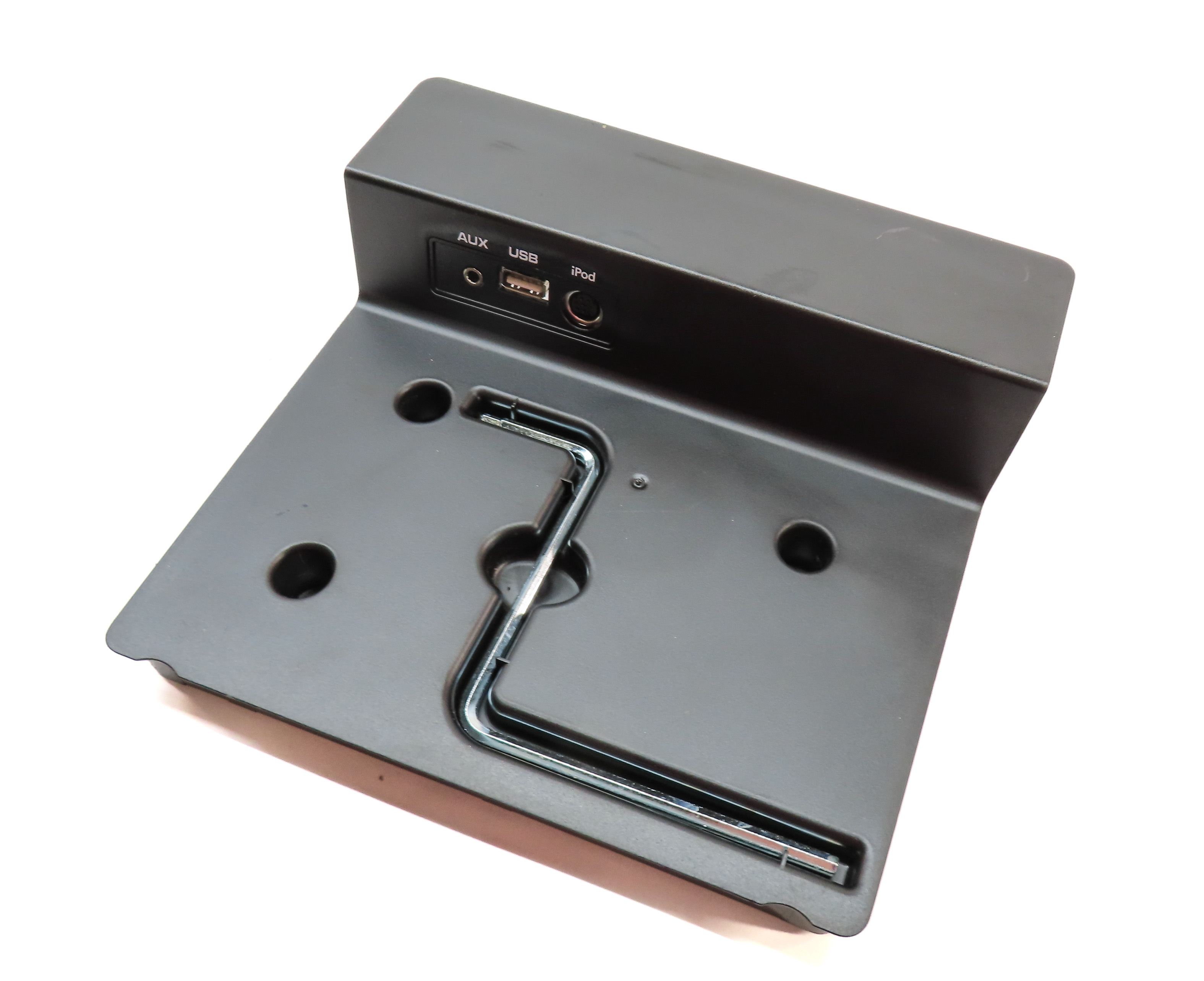 2010 PORSCHE CAYENNE (957) AUXILIARY AUX IN PORT w/ USB iPOD JACK — exact item pictured